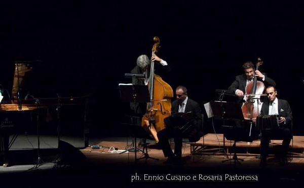 “Zotto en concierto de tango” con Sexteto Tipico Viento de Tango e Miguel Angel Zotto